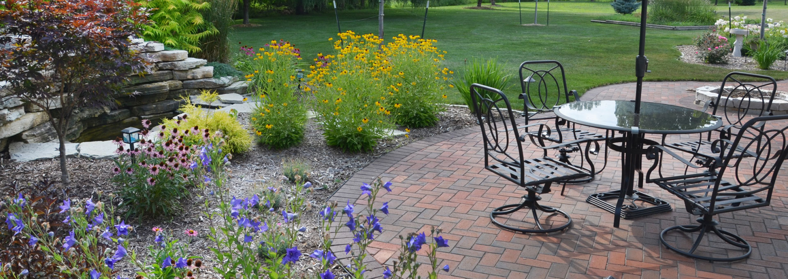 Schmalz Custom Landscaping & Garden Center, Inc